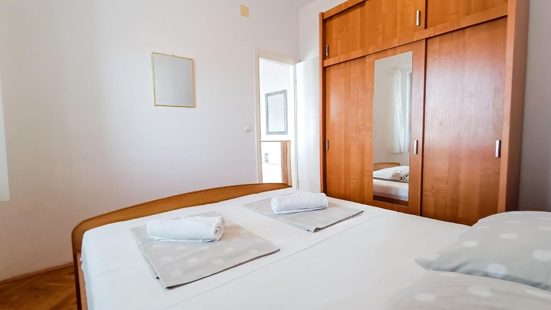 Apartment Huanita Promajna Exterior photo